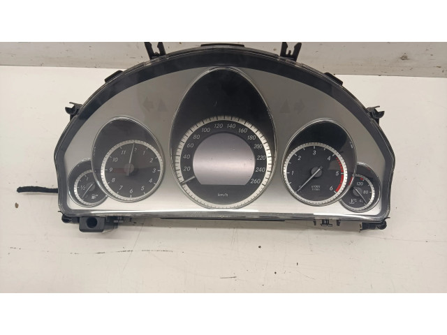 Přístrojová deska  Mercedes-Benz E W212 2010 A2C53257171  