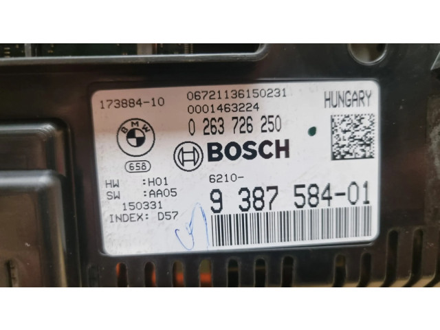 Přístrojová deska  BMW 5 F10 F11 2010 9387584, 0263726250  
