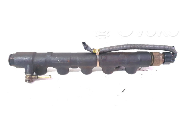 Vstřikovací lišta 89458-12020   Toyota Corolla E120 E130    1CD-FTV 