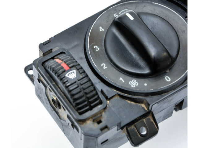 Блок управления климат-контролем 2108302985   Mercedes-Benz CLK A208 C208