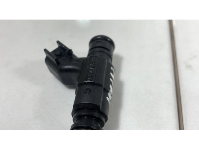 Форсунка 028015599    Mini One - Cooper R50 - 53 для бензинового двигателя  1.6