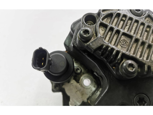 Vstřikovací čerpadlo 221000W020, 0445010392   Toyota Auris E180     