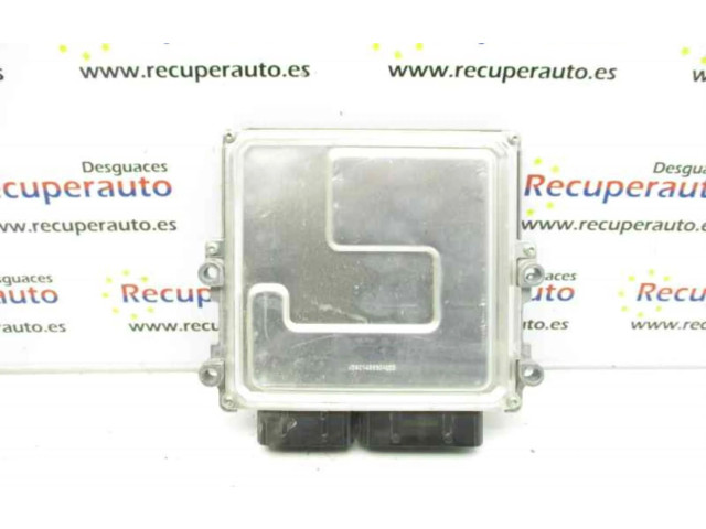 Řídící jednotka 9826380880   Peugeot 3008 I 2017
