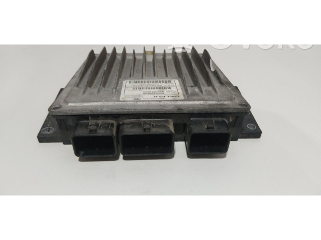 Блок управления двигателя 8200399038   Renault Megane II