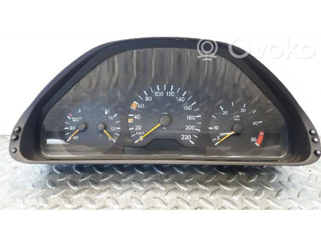 Přístrojová deska  Mercedes-Benz E W210 1999 2105401248, 110008827019  