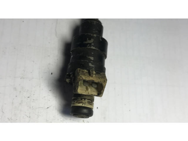 Vstřikovač 0280150208   BMW 3 E30  pro benzínový motor 0.0  