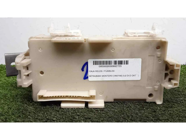 Pojistková skříňka Řídící jednotka BSM 506150611   Mitsubishi Montero 2008
