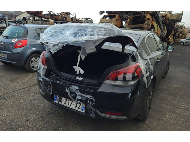 Руль Peugeot 5008   -  года 96780476ZE      
