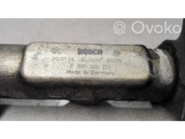 Vstřikovací lišta F00R000224   BMW 7 E38   4.0  