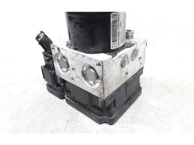 Jednotka ABS 31329137   Volvo V60 2011