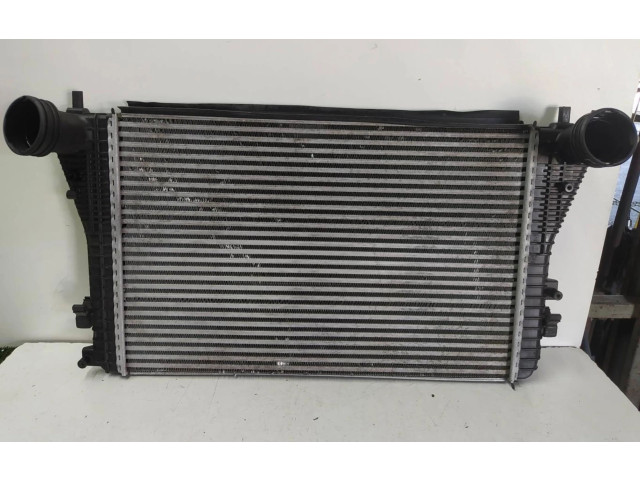 Интеркулер  1K0154803A   Volkswagen Golf Plus 