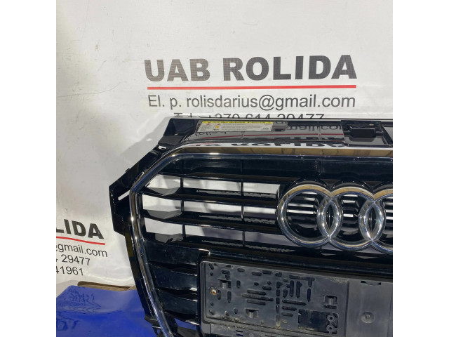 Верхняя решётка Audi A1 2010-2018 года 8XA853651B, 8XA853651C      