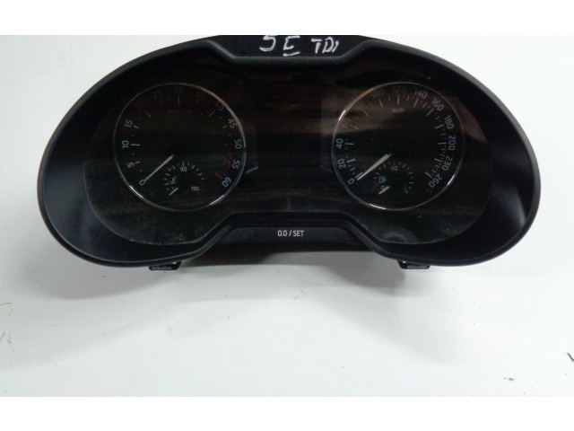 Přístrojová deska  Skoda Octavia Mk3 (5E) 2014 5E0920851E, 5E0920851E  