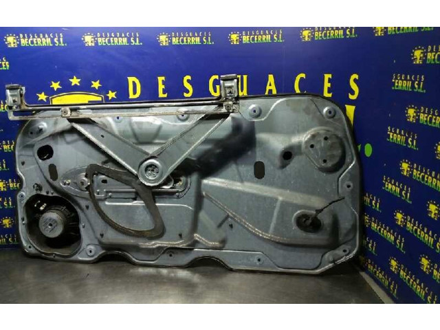 Zpětné zrcátko  Ford Focus 2005  4M51B045H17AA  
