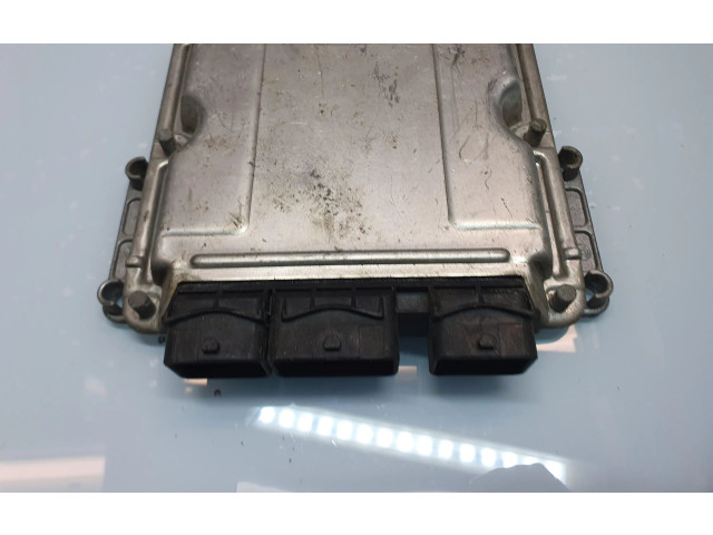 Řídící jednotka 9645534380, 0281010880   Peugeot 607 2003