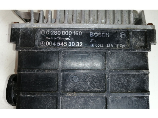 Блок управления двигателя 0280800160, 0045453032   Mercedes-Benz 190 W201