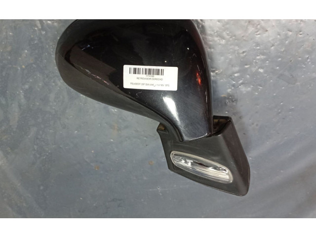 Zpětné zrcátko  Peugeot 207 2009  8149ZH  