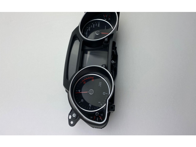 Přístrojová deska  Audi A5 Sportback 8TA 2015 8T0920932P, 503002551932  