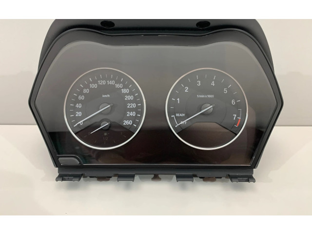 Přístrojová deska  BMW 2 F46 2015 6847114  
