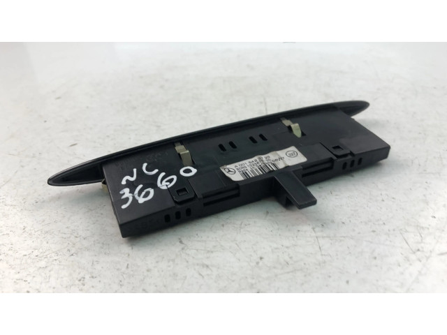 Дисплей    A0015423723   Mercedes-Benz CLS C219