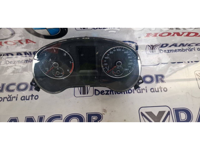 Přístrojová deska  Volkswagen Jetta VI 2013 5C6920862A, 5C6920862A  