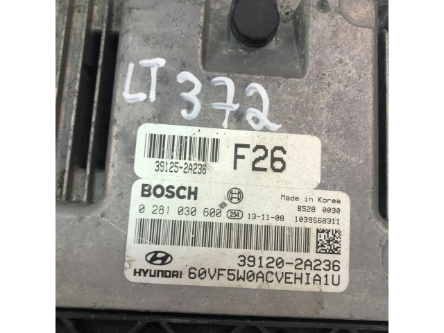 Řídící jednotka 391202A236, 0281030600   Hyundai i40 2011