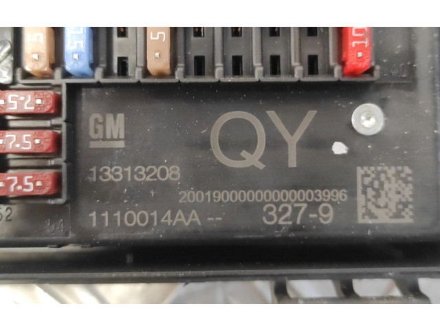 Pojistková skříňka Řídící jednotka BSM 13313208QY, 1110014AA   Opel Astra H 2010