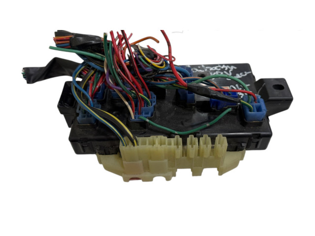 Ящик предохранителей (комплект) 8260097405   Daihatsu YRV