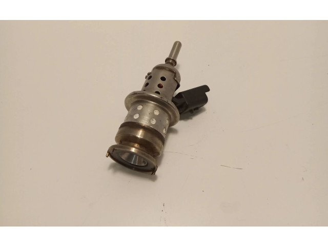 Vstřikovač 9813930180, L057B04924   Peugeot 308     