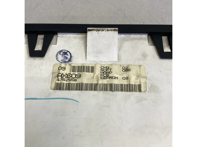 Дисплей    4742556   Nissan Micra