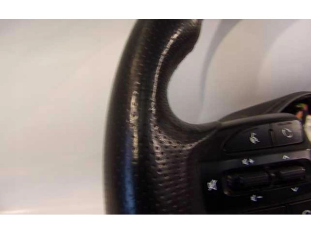 Volant KIA Rio 2014   