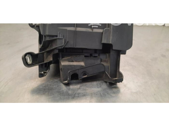 Блок предохранителей  A2465400182   Infiniti Q30    