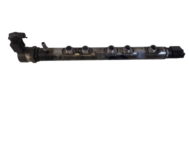 Vstřikovač 7798446   BMW 1 F20 F21  pro naftový motor 2.0 N47 D20 C 