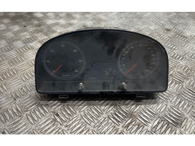 Панель приборов V0002000, 2K0920844A   Volkswagen Caddy       