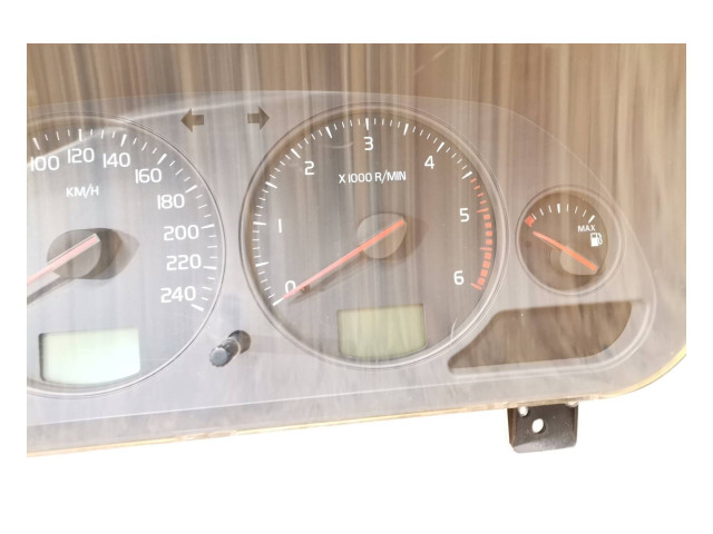 Pojistková skříňka Спидометр (приборный щиток) 30623048, 30623974A   Volvo S40, V40 2003