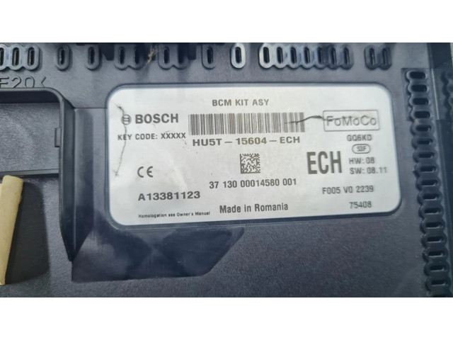 Блок предохранителей HU5T15604ECH   Ford Fiesta    