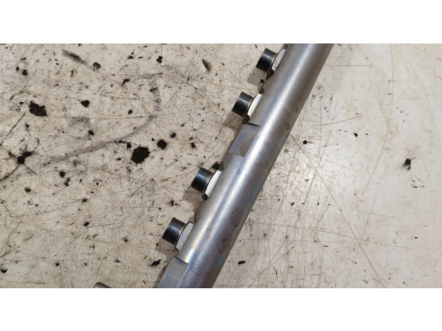 Vstřikovač 7809127, 0445214182   BMW 1 F20 F21  pro naftový motor 2.0  