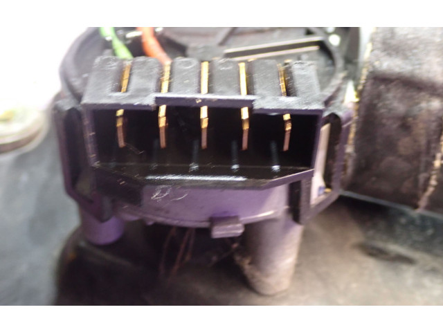 Масляный насос  4 0390241170, 0390241170  Mitsubishi Carisma 