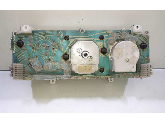 Přístrojová deska  Nissan Patrol 260 1992 19547601, G9800  