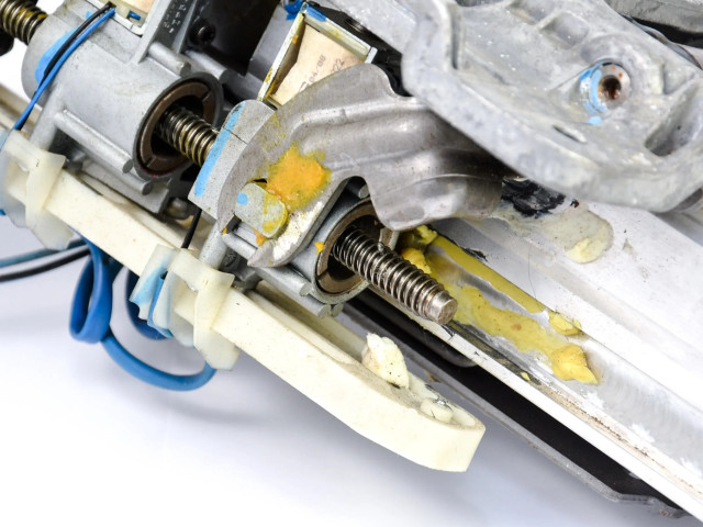    Рулевая рейка QMB501170, 0390203251   Land Rover Range Rover Sport L320 2005-2013 года