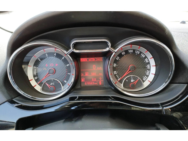 Píst 39004984, A2C92627501   Opel Adam    B14XER 