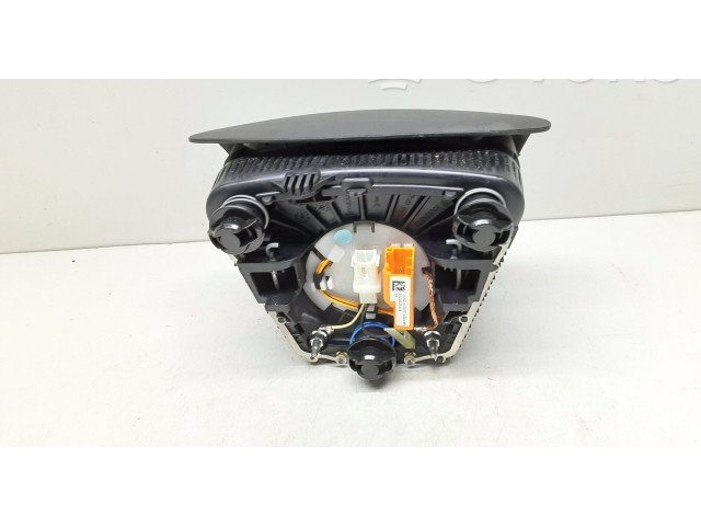 Подушка безопасности водителя P31332833   Volvo XC60