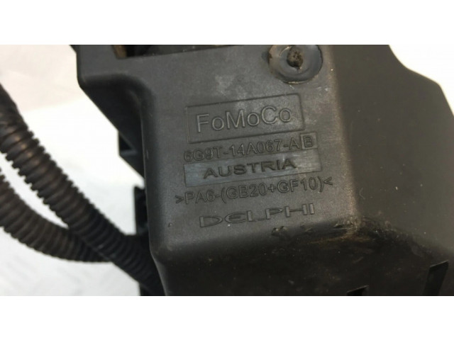 Блок предохранителей  6G9T-14A067-AB, 669T14A076CA   Ford Mondeo MK IV    