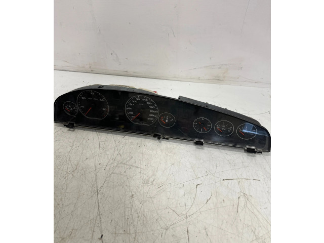 Přístrojová deska  Audi A6 S6 C4 4A 1995 88311219  