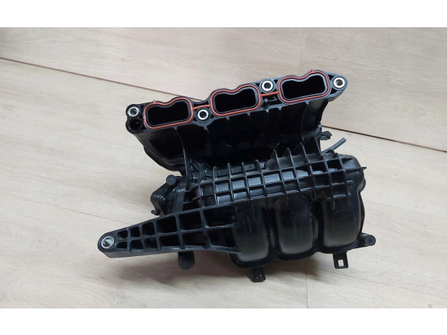 Vstřikovač 17101-F15130, 17101-F15130   Toyota Yaris XP210     
