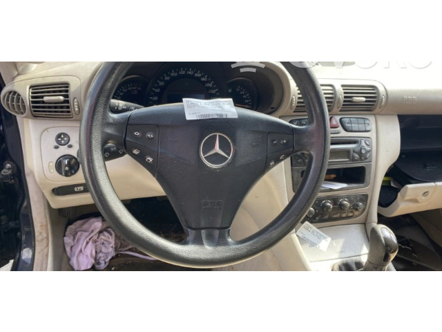 Volant Mercedes-Benz C W203 2001 20346025039C29  