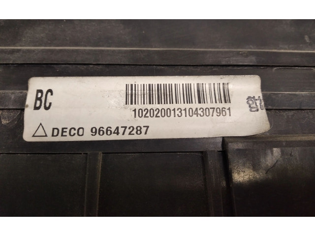 Блок предохранителей 96647287   Chevrolet Epica    