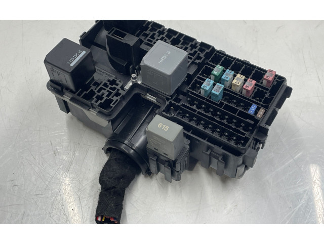   Pojistková skříňka 31384034, 1066755   Volvo V60 2019