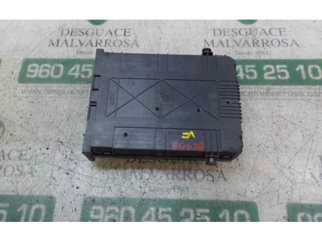 Pojistková skříňka Řídící jednotka BSM 1610807880, 9807054180   Peugeot 308 2014