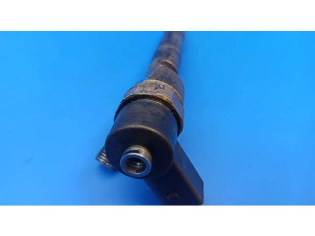 Vstřikovač A6110700887, 0445110070   Mercedes-Benz Vito Viano W639  pro naftový motor 2.2  